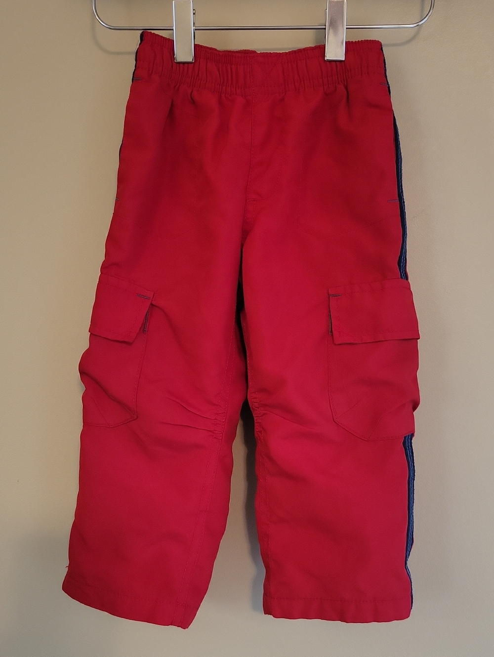 Old Navy fleece lined cargo style snow/wind pants
